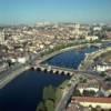 Photos aériennes de Auxerre (89000) - Le Centre Ville | Yonne, Bourgogne, France - Photo réf. 719571 - Le pont Paul Bert enjambant l'Yonne et reliant le vieil et le jeune Auxerre.