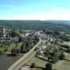 Photos aériennes de "lieu" - Photo réf. 10979 - Typique village de la France d'autrefois, avec ses commerces groups sur la place, ce chef-lieu de canton affiche ses particularits comme autant d'attraits.