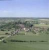 Photos aériennes de Montréal (89420) | Yonne, Bourgogne, France - Photo réf. 10984 - Vue d'ensemble du village bord par le Serein.