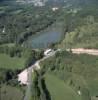 Photos aériennes de Cuttura (39170) - Autre vue | Jura, Bourgogne-Franche-Comté, France - Photo réf. 13319 - On aperoit l'Auberge du lac.