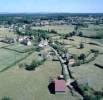 Photos aériennes de "Roche" - Photo réf. 14965 - Aux avant-postes du Morvan, La Roche est un gros bourg qui a su rsister  l'usure du temps.