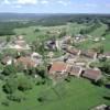 Photos aériennes de "cimetiere" - Photo réf. 15142 - Au centre du village l'glise du XVII et son cimetire.