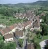 Photos aériennes de "vallée" - Photo réf. 15738 - Vue d'ensemble du village dans la vallée de la Sorne.