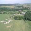 Photos aériennes de "(nord)" - Photo réf. 15848 - A une demi-douzaine de kilomètres au nord-est de Dole, Châtenois bénéficie d'un beau patrimoine.