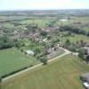 Photos aériennes de "nord" - Photo réf. 15854 - A une demi-douzaine de kilomètres au nord-est de Dole, Châtenois bénéficie d'un beau patrimoine.