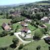 Photos aériennes de Mantry (39230) | Jura, Franche-Comté, France - Photo réf. 15885 - A mi-chemin entre Lons et Poligny, Mantry semble avoir trouvé un certain équilibre.