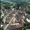 Photos aériennes de "cité" - Photo réf. 16249 - Une petite cit comtoise de Caractre, avec son glise sans clocher et son clocher sans glise