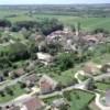 Photos aériennes de Falletans (39700) - Autre vue | Jura, Franche-Comté, France - Photo réf. 16412 - Sur le revers occidental d'un coteau, entre la rive gauche du Doubs et la fort de Chaux, le village offre un cadre de vie agrable.