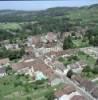 Photos aériennes de "seille" - Photo réf. 16604 - Au pied du rocher-sentinelle de Chteau-Chalon et travers par la Seille.