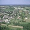 Photos aériennes de "commerce" - Photo réf. 16664 - Situé près de Lons, Beaufort est un village où le commerce et les services sont florissants: la qualité de vie y est appréciable.