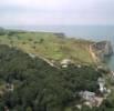 Photos aériennes de Étretat (76790) - Autre vue | Seine-Maritime, Haute-Normandie, France - Photo réf. 17117 - Station climatique et balnaire dans un cadre exceptionnel de falaises sculptes par la mer.