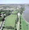 Photos aériennes de Bouchemaine (49080) - Autre vue | Maine-et-Loire, Pays de la Loire, France - Photo réf. 17704 - Entre verdure et bocage. A gauche le chteau du Fresne.