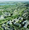 Photos aériennes de Angers (49000) - Autre vue | Maine-et-Loire, Pays de la Loire, France - Photo réf. 18551 - Des quartiers résidentiels et, au fond, le lac.