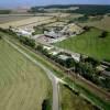 Photos aériennes de "agricole" - Photo réf. 20386 - L'ancien petit bourg agricole de Fain-lès-Montbard a fait place à un village dynamique où les projets foisonnent.
