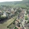 Photos aériennes de "Plaine" - Photo réf. 21436 - Le bourg concentre ses habitations depuis la plaine jusqu'au haut de la butte doninée par l'église.