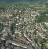 Photos aériennes de Buxy (71390) | Saône-et-Loire, Bourgogne, France - Photo réf. 21493 - La place de la Tour Rouge annonce le centre-ville en forme de coeur.