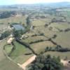 Photos aériennes de "saône" - Photo réf. 22117 - Plus grande commune rurale de Saône-et-Loire, Issy-l'Evêque a su valoriser un site riche en souvenirs du passé.
