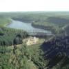 Photos aériennes de "barrage-pont" - Photo réf. 22231 - Le barrage du Pont du Roi est une retenue destine  alimenter en eau potable les communes voisines ainsi qu'une partie de la ville d'Autun.