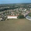Photos aériennes de "travail" - Photo réf. 22235 - Gros bourg d'origine rurale qui s'illustra dès l'antiquité dans le travail des métaux, Génelard est devenu industriel et commerçant.
