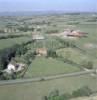 Photos aériennes de "elevage" - Photo réf. 22274 - Le village égrenne ses habitations de buttes en vallons ses de nombreuses fermes d'élevage.