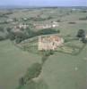 Photos aériennes de Chassy (71130) | Saône-et-Loire, Bourgogne, France - Photo réf. 22275 - Le chteau juch sur un promontoire, il domine le village de la hauteur de ses murailles et de ses tours.