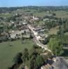 Photos aériennes de "Vieille" - Photo réf. 22578 - Le patrimoine de la commune, outre le pont sur le Sornin et un chne tricentenaire class monument historique, est surtout notable pour ce qu'il reste d'une vieille glise romane du XIIe sicle. Ce village du Brionnais est situ dans la valle du Sornin.