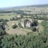 Photos aériennes de "piton" - Photo réf. 22649 - Le château de Marigny trône majestueusement sur un piton dominant le bourg.