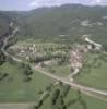 Photos aériennes de "vallée" - Photo réf. 9628 - Village dans la vallée de la Bienne.