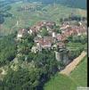 Photos aériennes de Château-Chalon (39210) | Jura, Franche-Comté, France - Photo réf. 9745 - Petit village vigneron post en sentinelle au bord du Revermont.