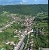 Photos aériennes de Conliège (39570) - Conliège | Jura, Franche-Comté, France - Photo réf. 9908 - Le village pouse le fond de la recule de Revigny avec un Ermitage charmant pour sentinelle.