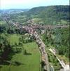 Photos aériennes de "avec" - Photo réf. 9910 - Le village pouse le fond de la recule de Revigny avec un Ermitage charmant pour sentinelle.