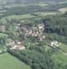 Photos aériennes de "avec" - Photo réf. 9965 - Vue d'ensemble du village avec son chteau.