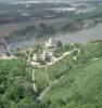 Photos aériennes de "cité" - Photo réf. 28406 - Symbole de la cité, le Château-Gaillard surplombe la boucle de la Seine et le Petit Andely.