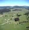 Photos aériennes de Lajoux (39310) - Autre vue | Jura, Franche-Comté, France - Photo réf. 30012 - Site d'exception au cur du parc naturel, haut lieu du tourisme jurassien, le village maintient l'harmonie fragile entre contraintes de dveloppement et dsir d'une nature prserve.