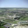 Photos aériennes de "Vallée" - Photo réf. 32263 - Le paysage de la vallée de la Bresle est griffé par le passage de l'autoroute A 28.