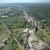 Photos aériennes de Montfort-sur-Risle (27290) | Eure, Haute-Normandie, France - Photo réf. 32504 - La Ville resplendit dans son écrin de verdure.