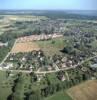 Photos aériennes de "nord" - Photo réf. 32584 - La ville s'tend sur prs de 1300 hectares, dont 550 boiss et 600 ha de terres cultives, bords par la Seine au sud et l'Austreberthe au nord.