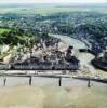 Photos aériennes de Saint-Valery-en-Caux (76460) | Seine-Maritime, Haute-Normandie, France - Photo réf. 32642 - On peut apercevoir le port dont l'accs se fait par le chenal.