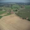 Photos aériennes de "loire" - Photo réf. 36461 - La petite commune se situe en limite de la Saône-et-Loire, et domine la vallée de la Brenne, emplacement stratégique qui donna lieu à bien des passages et bien des convoitises.