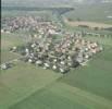 Photos aériennes de "constructions" - Photo réf. 37745 - Le vieux village et sa zone de constructions nouvelles.