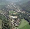 Photos aériennes de "equipements" - Photo réf. 37827 - Les principaux équipements sportifs et de loisirs de Kaysersberg se trouvent à Alspach.
