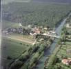 Photos aériennes de "ville" - Photo réf. 37832 - La ville de Kaysersberg niche dans la valle de la Weiss.