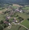 Photos aériennes de "siècle," - Photo réf. 37914 - Le patrimoine de ce village se rsume  l'glise avec son chur du XIIIe sicle, le beffroi gothique, la chapelle voute d'ogives, et une maison seigneuriale.