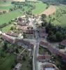 Photos aériennes de "cette" - Photo réf. 37948 - Les revenus de cette petite commune forestire permettent de procder  de gros travaux d'embellissement. Ct patrimoine, l'glise date du XVIe et XVIIIe sicle.