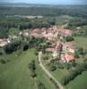 Photos aériennes de Alièze (39270) - Autre vue | Jura, Franche-Comté, France - Photo réf. 38343 - Village aux cinq hameaux, en bordure de la D52.