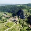 Photos aériennes de La Cluse-et-Mijoux (25300) - Le Château de Joux | Doubs, Franche-Comté, France - Photo réf. 38534 - Site sur la route qui dbouche sur l'axe rhodanien et au pied du Grand Saint-Bernard.