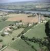 Photos aériennes de "Loire" - Photo réf. 39797 - Avec 85 hectare de territoire, la commune est l'une des moins tendue de Sane-et-Loire.