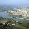 Photos aériennes de "AVEC" - Photo réf. 42191 - Le Centre Historique d'Avignon, avec le Palais des papes et le Pont d'Avignon, est class au Patrimoine Mondial de l'UNESCO.