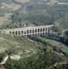 Photos aériennes de "durance" - Photo réf. 42253 - L'Aqueduc de Roquefavour à Ventabren (Bouches-du-Rhône), a été construit pour amener l'eau de la Durance à Marseille.