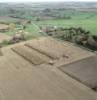 Photos aériennes de "champ" - Photo réf. 43830 - La moisson d'un champ de blé.